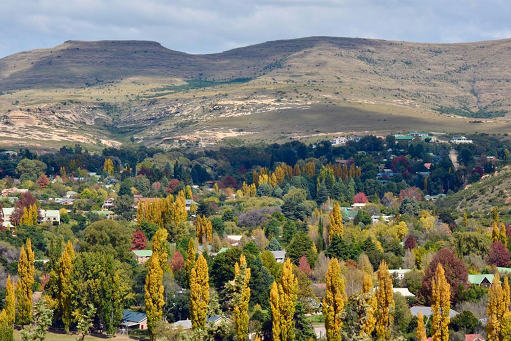 Clarens Village